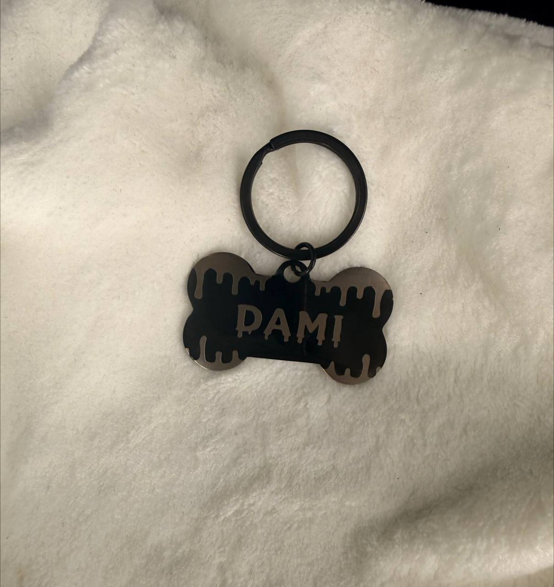 FoxHeavenStudio's tweet photo. New custom puppy tag just dropped. 🖤🐾
Stainless steel.
Custom engraving.
Made for pups who want something unique.
What's your pup name?
Tag for @PupDami 
#Foxheavenstudio #PuppyPlay #PetPlay #PupGear #PupLife #GearPup #LeatherPup #PupCommunity #PuppyPride #PetPlayer #KinkGear https://t.co/kut6rLi0Vr