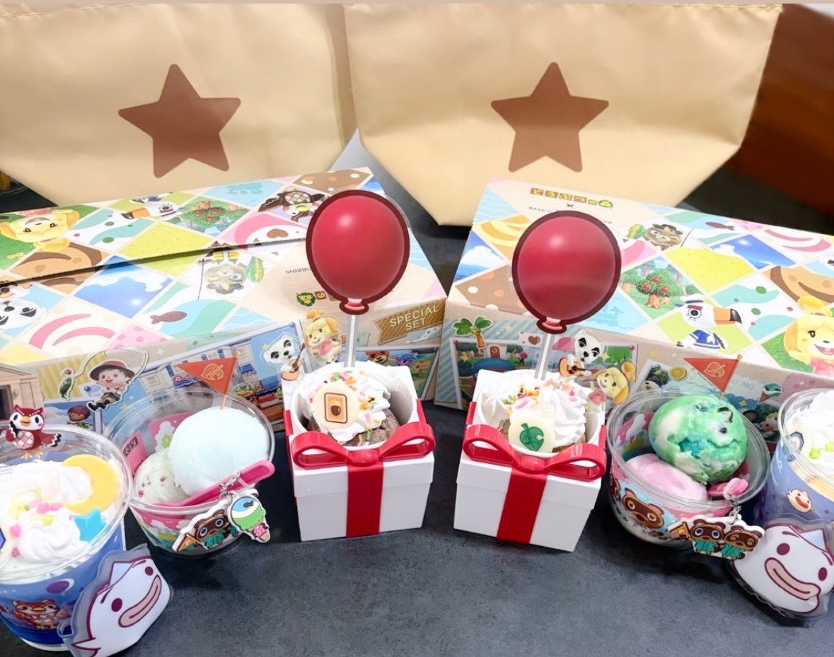 sqrq617's tweet photo. どう森とサーティワンコラボ🍨
開店から並んで5組目だったけどワンオペで1時間半待った( ；ᵕ； )
とりあえずかえてよかった🎈 https://t.co/UgERTWuH0p