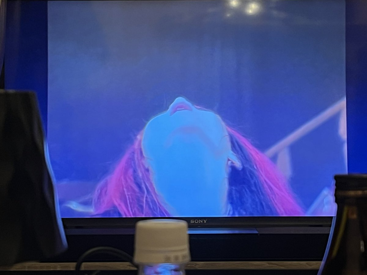 koala1213x's tweet photo. みんな寝ちゃったね！笑
 #50%＆50%

画像NGだよね……

少し消した💦

 #hide https://t.co/5GD9aDtOq1