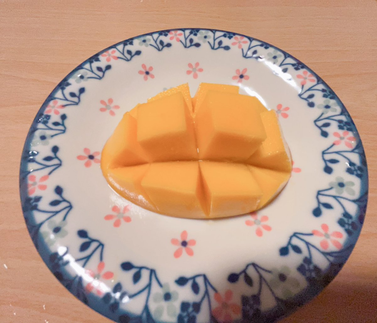 CHAOTZU1's tweet photo. 玉井のマンゴー市場のお土産です
職場の同僚にもらいました😊
美味しかった。 https://t.co/PyXxkol1XQ