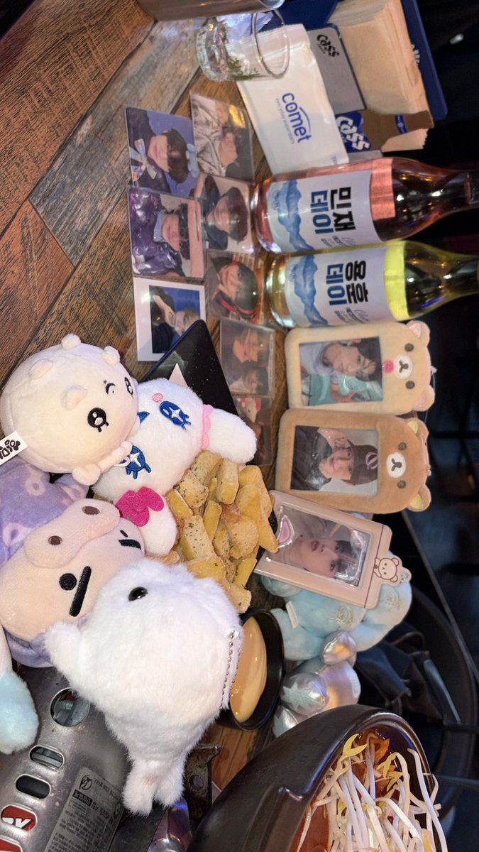 figpieeee's tweet photo. 위딧모임 또 하장🪽🩵  🆔🆔 https://t.co/jh3SRdYm6m