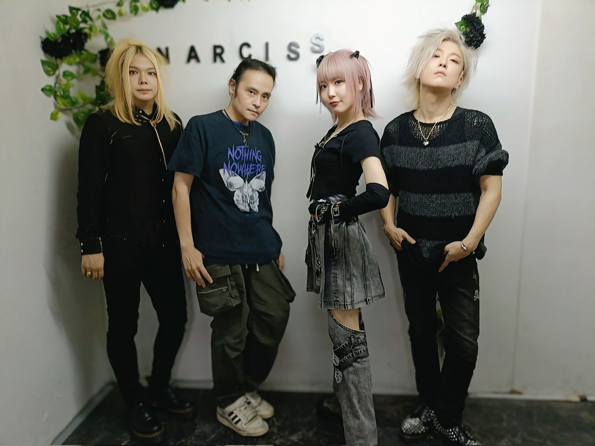 sswsari2's tweet photo. sari Band Styleラストライブ(箱では)
ありがとうございました！！

とっても楽しかったです🙌✨️

／
8/21(金)！最終回配信！お見逃しなく！
https://t.co/SNER9RXR2S
＼

《support member》
Gt.TOMO（RHEDORIC） 
Ba.真 
Dr.ツトム https://t.co/oslz7Q1mUk