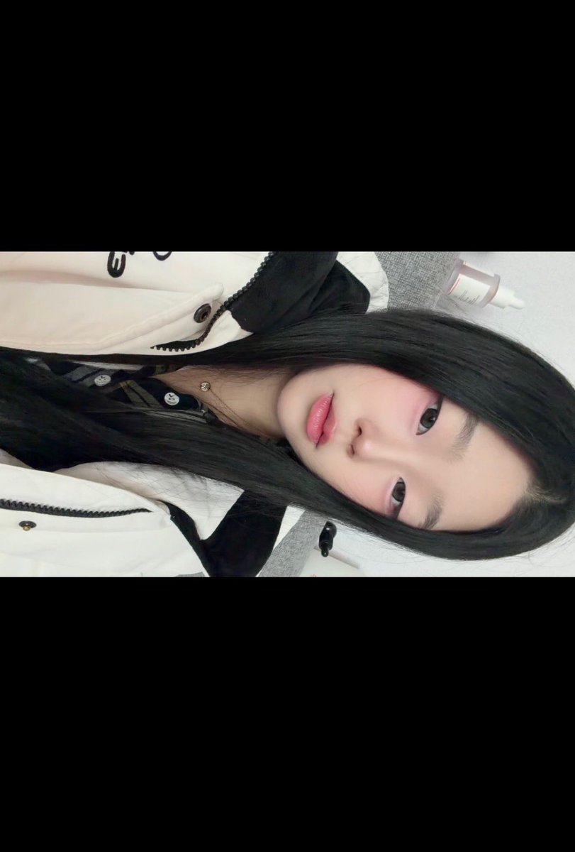0illio0's tweet photo. 작년완전아가엿어 https://t.co/C3d9fqXIj3