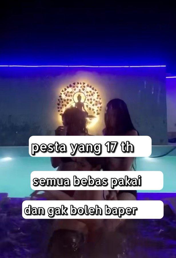 RelaxMoment4's tweet photo. Abg pesta 17 tahun party club
https://t.co/HSsIox0nM6 https://t.co/lJ4DgFtyyB