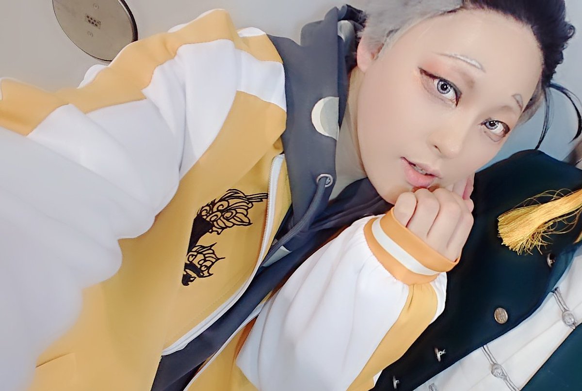 lucille___901's tweet photo. ＼  たのもー！𓈒𓂂⋆͛📢⋆  ／

＼   新刊ください！！！！🙏   ／

前回🦌で！今回🐰の人です！！顔は一緒！なーんも変わらん🤣見つけてくれた人ありがとね！！
お迎え下さった方々、また一期一会に感謝です✨🙏本当にありがとうございました！
また元気な姿でお会いしましょう～👋👋 https://t.co/GalRXYa66E