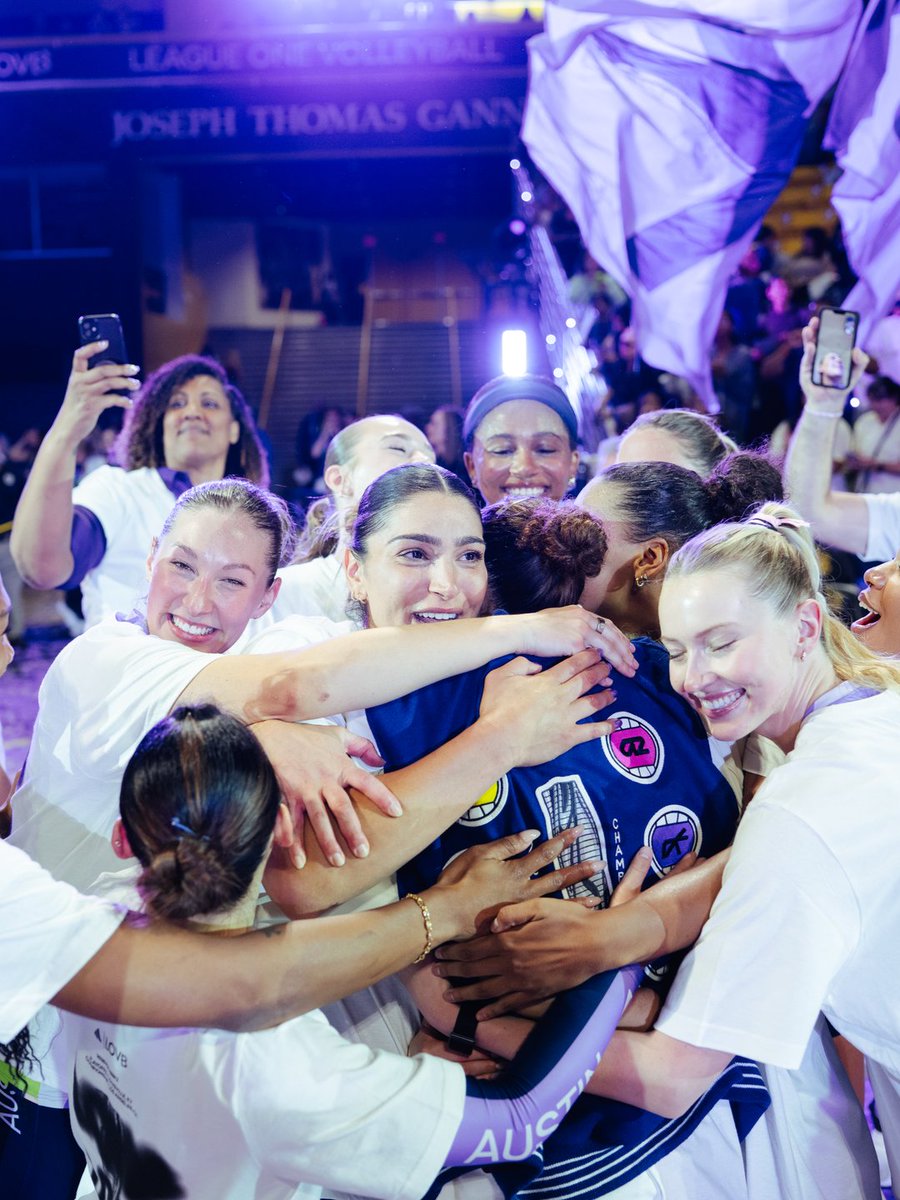 lovbatx's tweet photo. Happiest of birthdays to the two-time LOVB Finals MVP, @madisenskinner!! You're a queen on the court and in our hearts 🫶👑 https://t.co/Cnu4iKHLrm