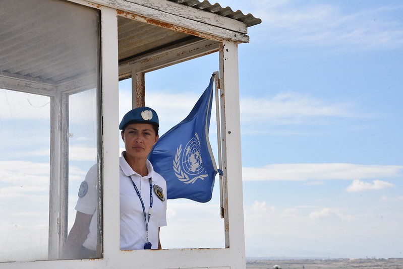 UNPeacekeeping's tweet photo. During his visit to #BosniaHerzegovina, @UN Peacekeeping chief @Lacroix_UN praised the country’s remarkable journey from hosting peacekeepers during conflict to becoming a valued contributor to peace ops today, including through its strong support to #WomenPeaceSecurity. @UN_BiH https://t.co/LttFJZubAt