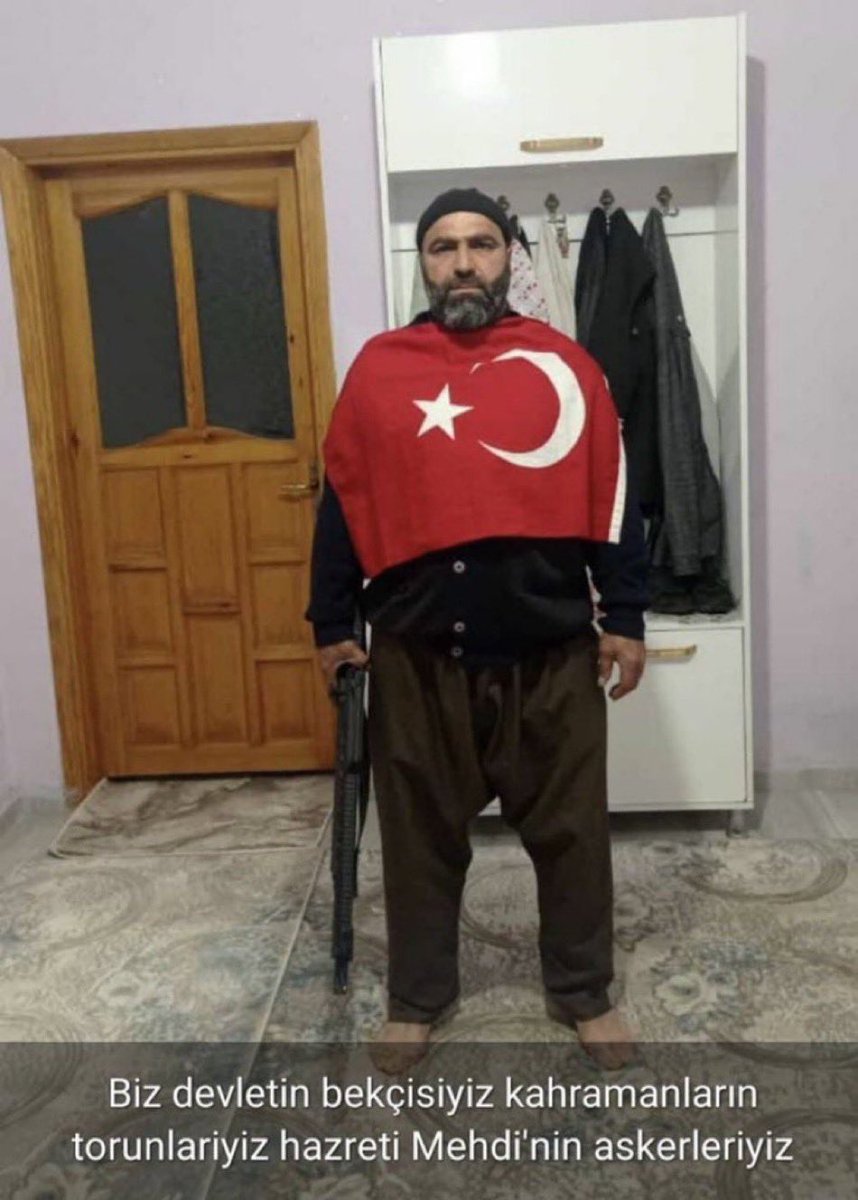 Cheik_Bacchus's tweet photo. @sohndesabraham @.Mikayilabi ben hazırım https://t.co/E4XmpKzqVA