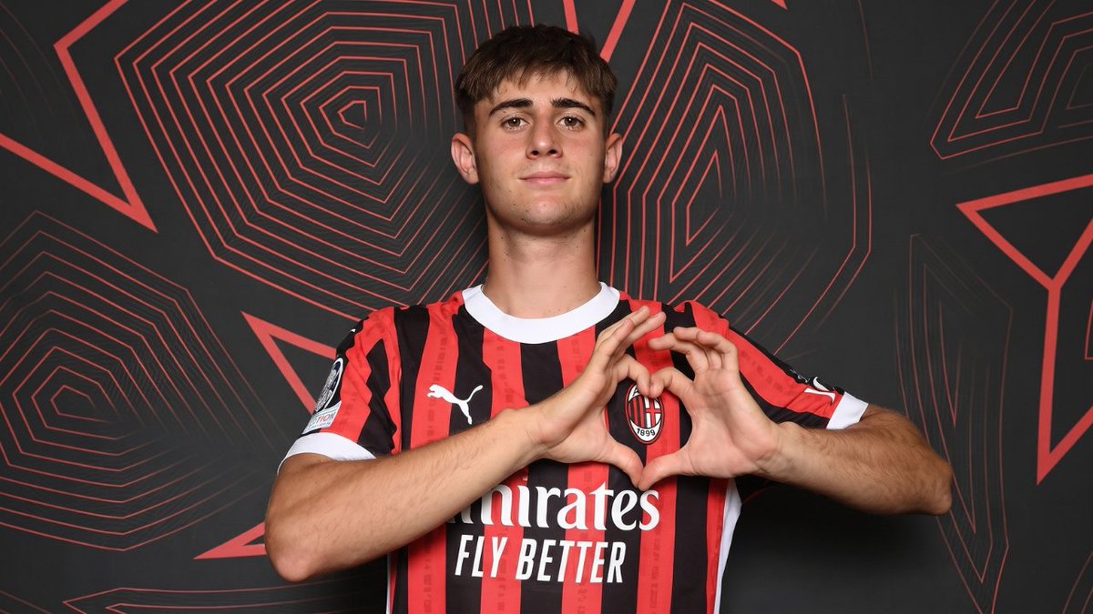 footballkush's tweet photo. AC Milan are furious Mattia Liberali has slipped to Como.

The club feels a youth-system talent should've been nurtured, not lost this way. 

Liberali's camp were surprised and appreciative of how hard Cardinale and Amorim fought to keep him — but his mind was set on Como. https://t.co/UJLztXJQEx
