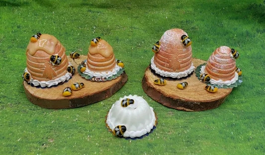 ChefGinas's tweet photo. These 1:6 scale beehive cakes are ready. Shop Chef Gina’s® today. Comment BEE for the link!
#miniatures #1to6scale #barbiefood #dollfood #chefginas https://t.co/7UY5zJ6fIu