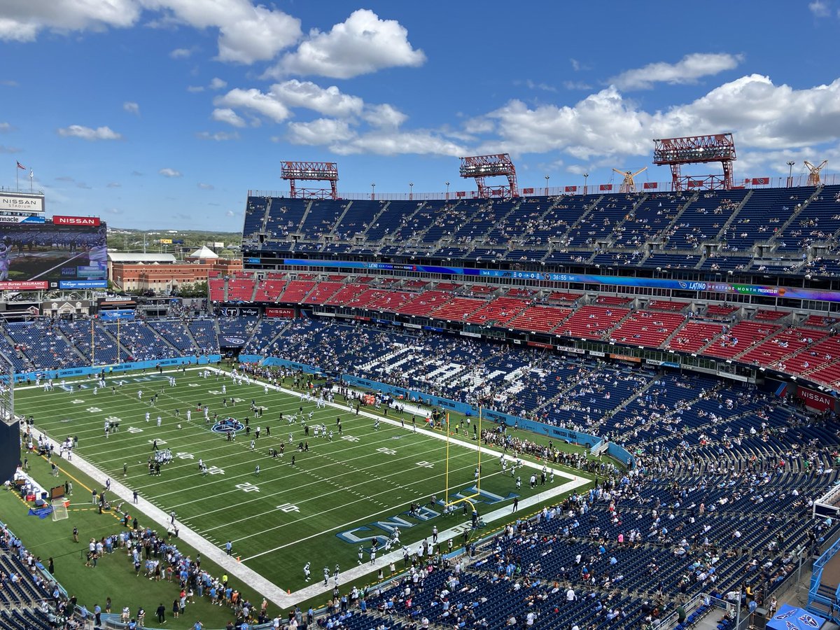 georgeplastertn's tweet photo. Today on @ThePlasterShow, @Titans insider @terrymc13 shares the latest news at 3:20 pm.
At 4 pm, former @PredsNHL media director Gerry Helper will share great news: The Preds foundation recently gave $850,000 in grants to nearly 200 charities in the Middle Tennessee area.
Great! https://t.co/SK7WMCMPv4