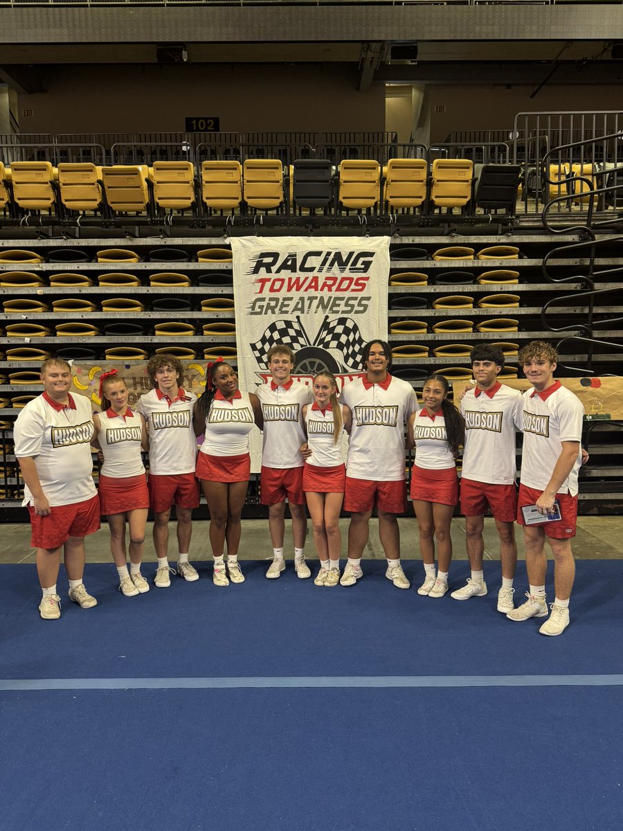 hudsoncoed's tweet photo. Final Day of UCA Florida Masterโs ๐
#cheer #coedcheer #highschoolcheer #hudsoncheer #ucacamp https://t.co/NNOAtYFBse