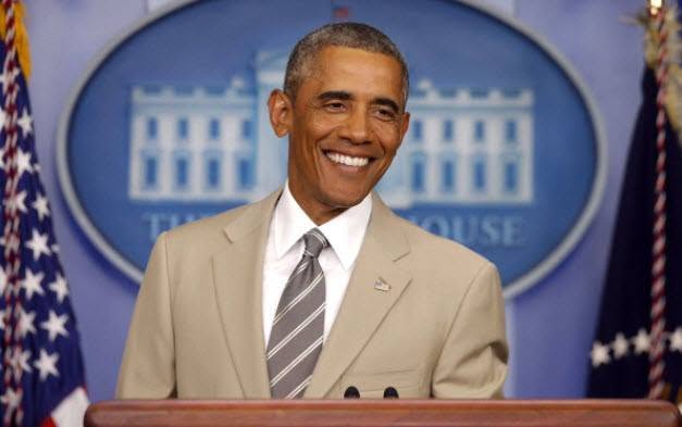 mindys4biden's tweet photo. 12 years ago today Conservatives were losing their minds because Obama wore a tan suit. They said he was embarrassing the country insisting "a president should be dignified."
They said they wanted to restore dignity, respect and honor back to the presidency.
So they elected Trump https://t.co/twBFgHnxQz
