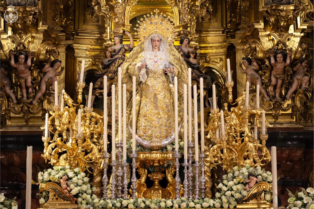 Hdad_Redencion's tweet photo. #RocíoCoronada | Los primeros días de julio, María Santísima del Rocío Coronada presidió el Solemne Triduo Preparatorio y Extraordinario de su Coronación Canónica. https://t.co/RaieRUis1D