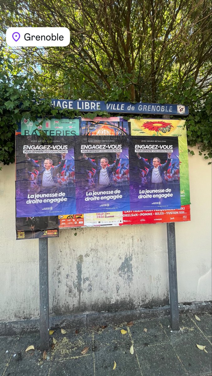 jeunesreps38's tweet photo. 🪣🖌️ | Nos jeunes Isérois étaient présents sur le terrain ce week-end pour soutenir notre candidat, Bruno Retailleau !

Plus que jamais, et malgré les fortes chaleurs 🥵☀️, la dynamique est lancée jusqu’à la victoire finale en 2027. ✌️🇫🇷

#lesrepublicains https://t.co/CVKthm157D