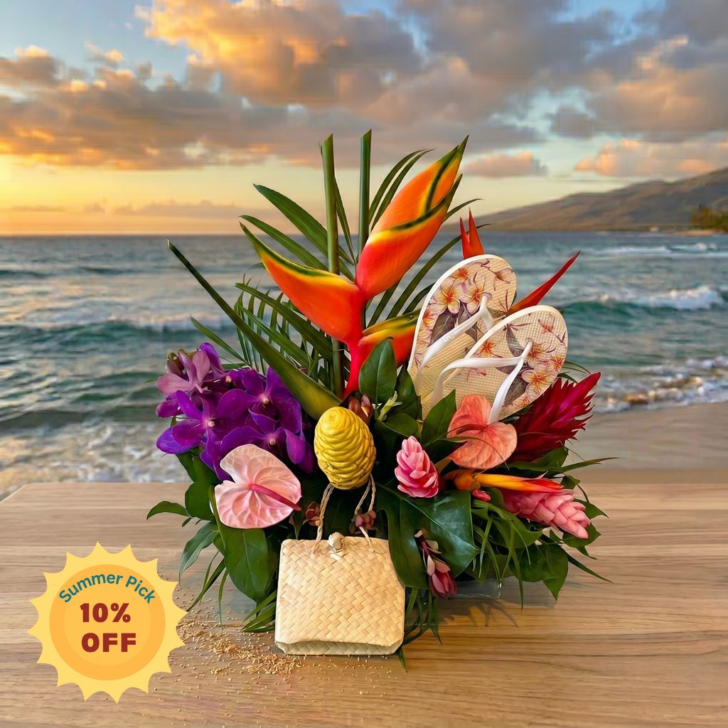 mauifloral's tweet photo. 10% off all month 🌺 Our July island trio is here: The Tropical Splendor Box, Island Vibe Arrangement &amp; Sunshine Bouquet. Free shipping to the mainland, no code needed. Shipped fresh from Maui with aloha →  https://t.co/7I4mRHB9oE https://t.co/H4EYNZjbRh
