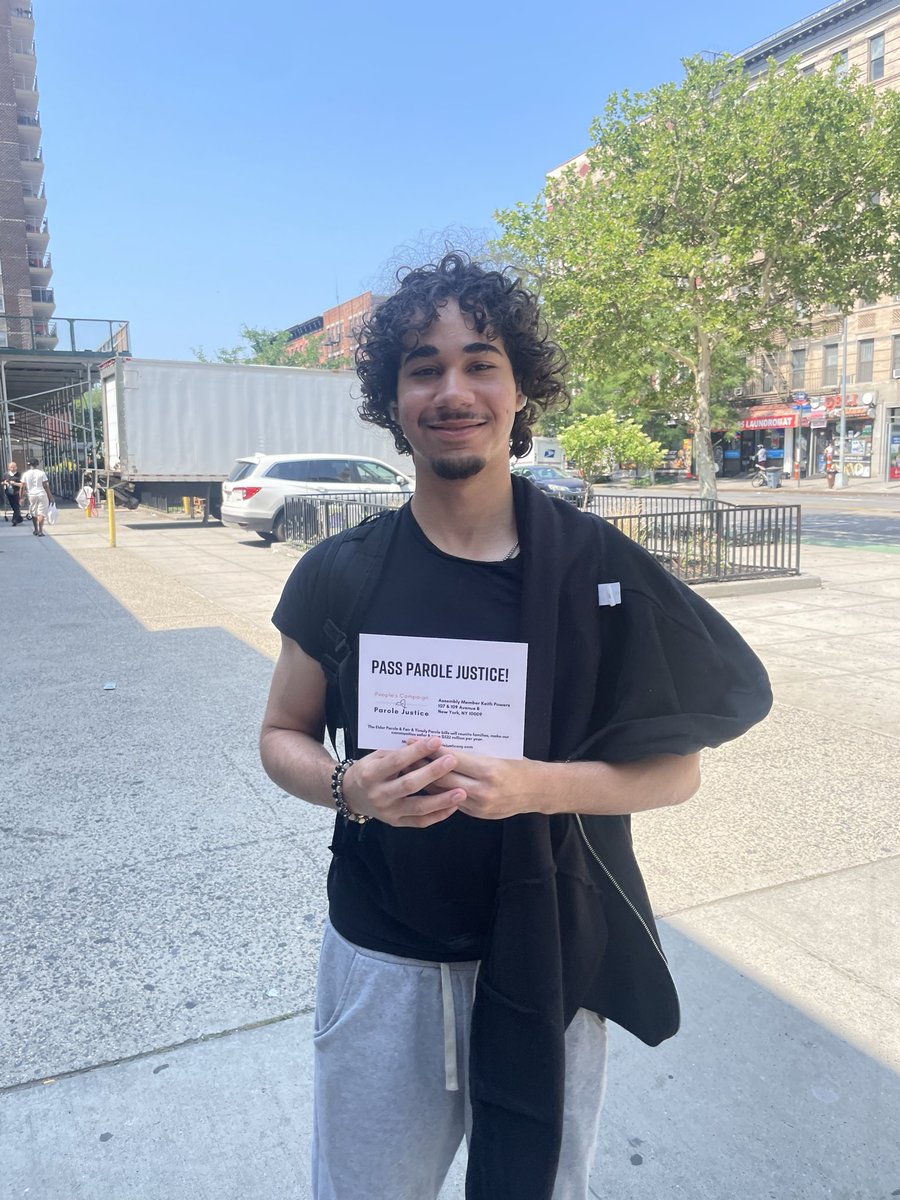 RAPPcampaign's tweet photo. Beautiful day in the Lower East Side talking with community members about justice and public safety. 

32 people signed postcards to their local Assembly Member urging passage of the Elder Parole and Fair &amp; Timely Parole bills. Several asked to join our work. https://t.co/DWjTSM0kUZ