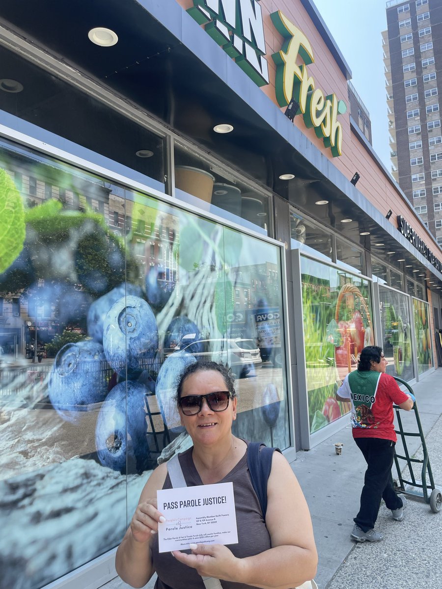RAPPcampaign's tweet photo. Beautiful day in the Lower East Side talking with community members about justice and public safety. 

32 people signed postcards to their local Assembly Member urging passage of the Elder Parole and Fair &amp; Timely Parole bills. Several asked to join our work. https://t.co/DWjTSM0kUZ