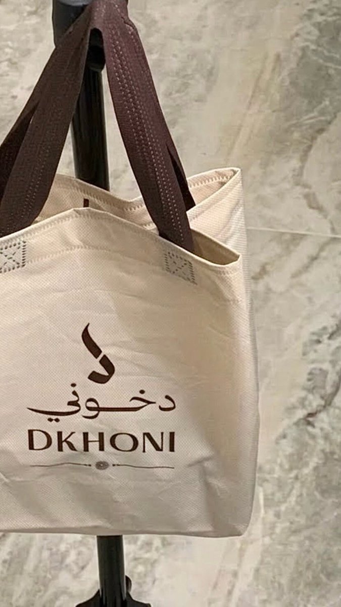 fofa393's tweet photo. "جــمــعـت حــلـو الــمحـاسـن"
#اقتباسات_سنابية #سنابيات #اقتباسات https://t.co/YIcsVciMky