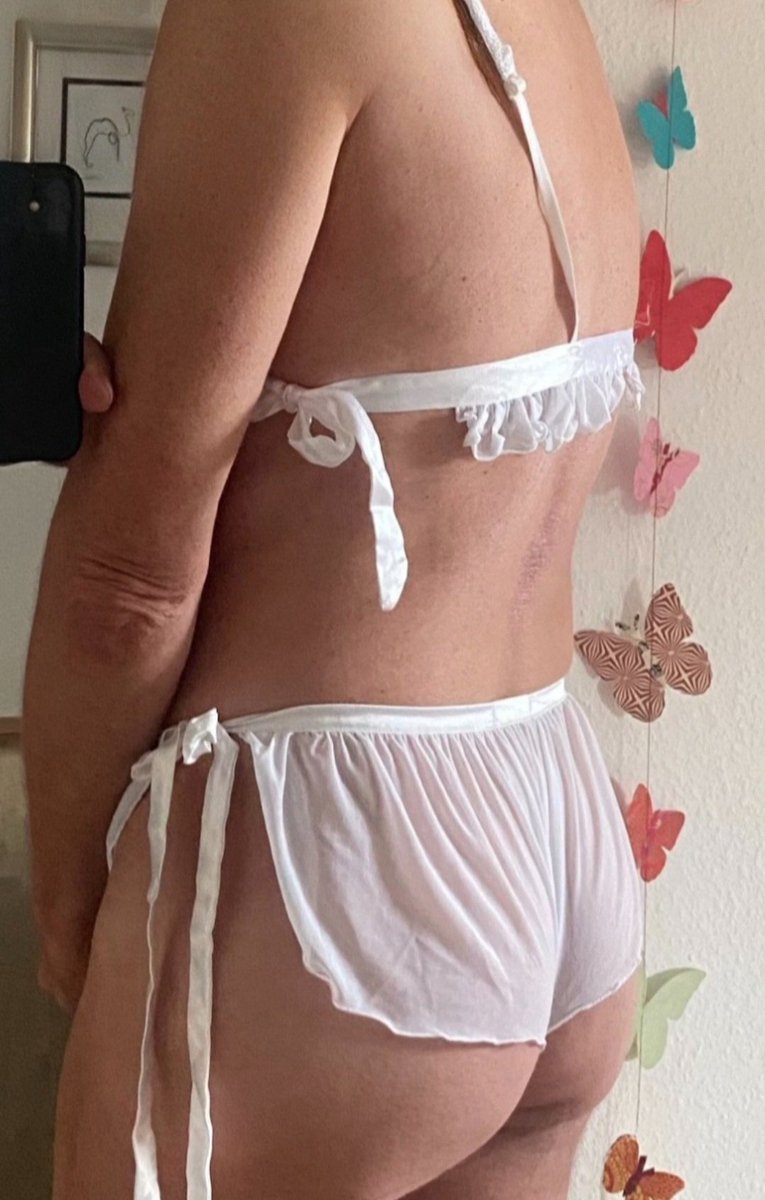 Bottom4blackmen's tweet photo. Im a Soft Feminine Sissy Bottom for Black Men https://t.co/9l3rZQytgV