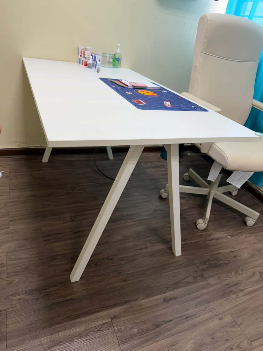 Yoney_Contreras's tweet photo. Por favor RT!

¡¡SE VENDE!!

Muebles de consultorio/clínica en excelentes condiciones!

• 2 sillas de espera blancas modernas RD$5,000

• Silla ergonómica de oficina (giratoria, con brazos) RD$6,000

• Escritorio/mesa blanca RD$7,000

• Camilla de examen médica (con taburete y banqueta) RD$35,000