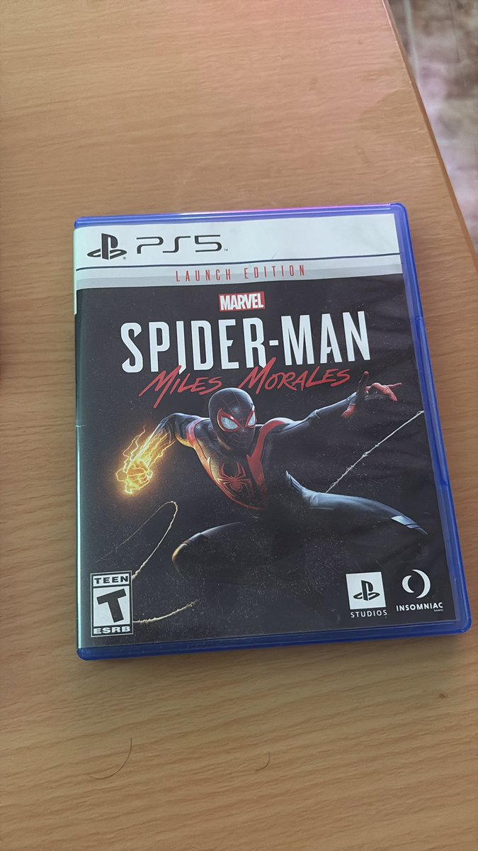 MeNice421's tweet photo. I didn’t know back then that this was going to be the last physical game I would ever buy thanks to Sony’s decision. https://t.co/paFq6v8aKj