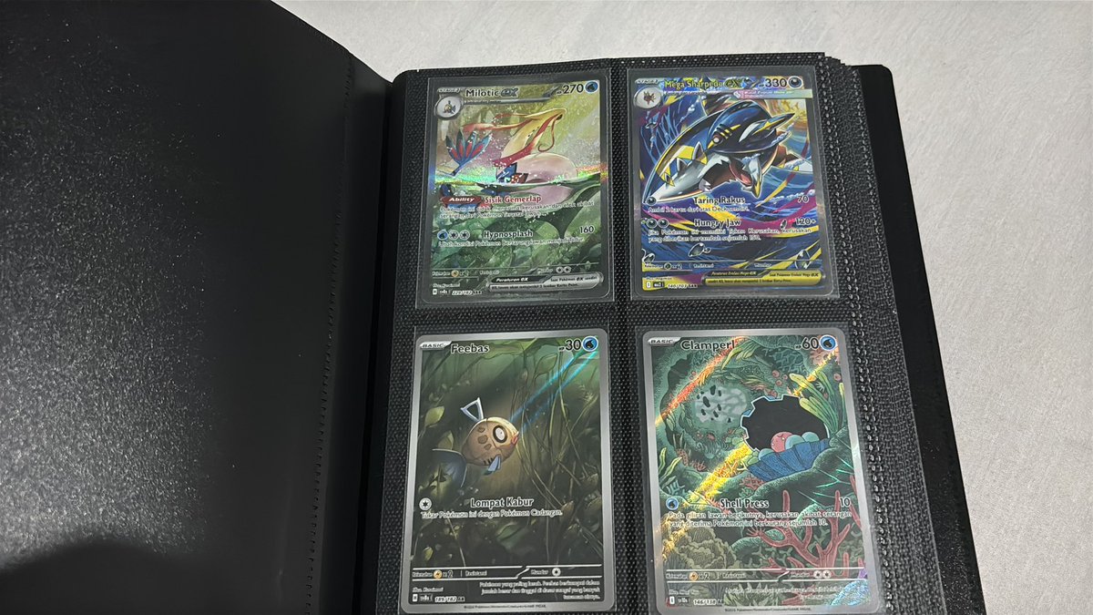 Dyosaurusrex's tweet photo. Very happy with my underwater themed pokemon layout 🥹🫶🏻 https://t.co/WbQxvC6STS