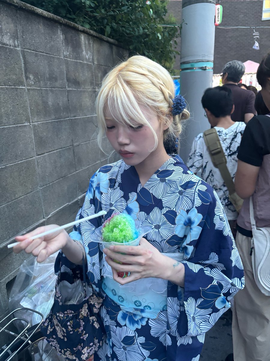 p_0ya's tweet photo. 祭り！ https://t.co/XuwrXleNMU