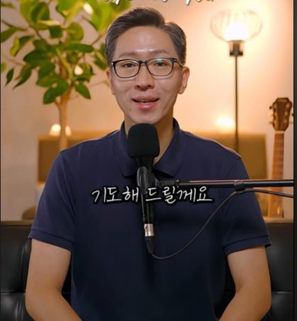 bobodusrhd2's tweet photo. 하… 울지않게 https://t.co/f6slubisJC