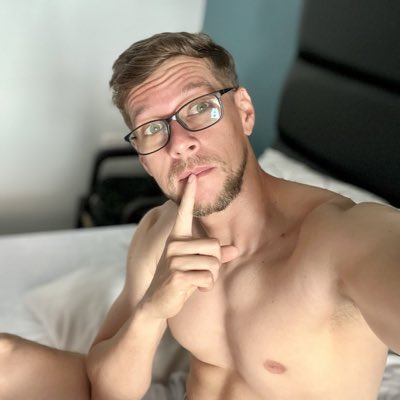 Xavidj6's tweet photo. #NuevaFotoDePerfil https://t.co/5KAK0MZp14