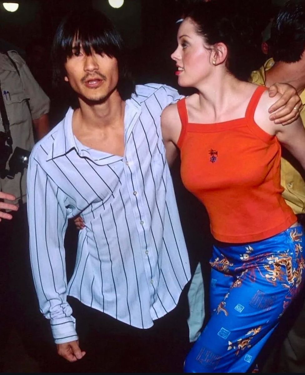 castcredits's tweet photo. Gregg Araki x Rose McGowan https://t.co/nNPWkO0Vrj