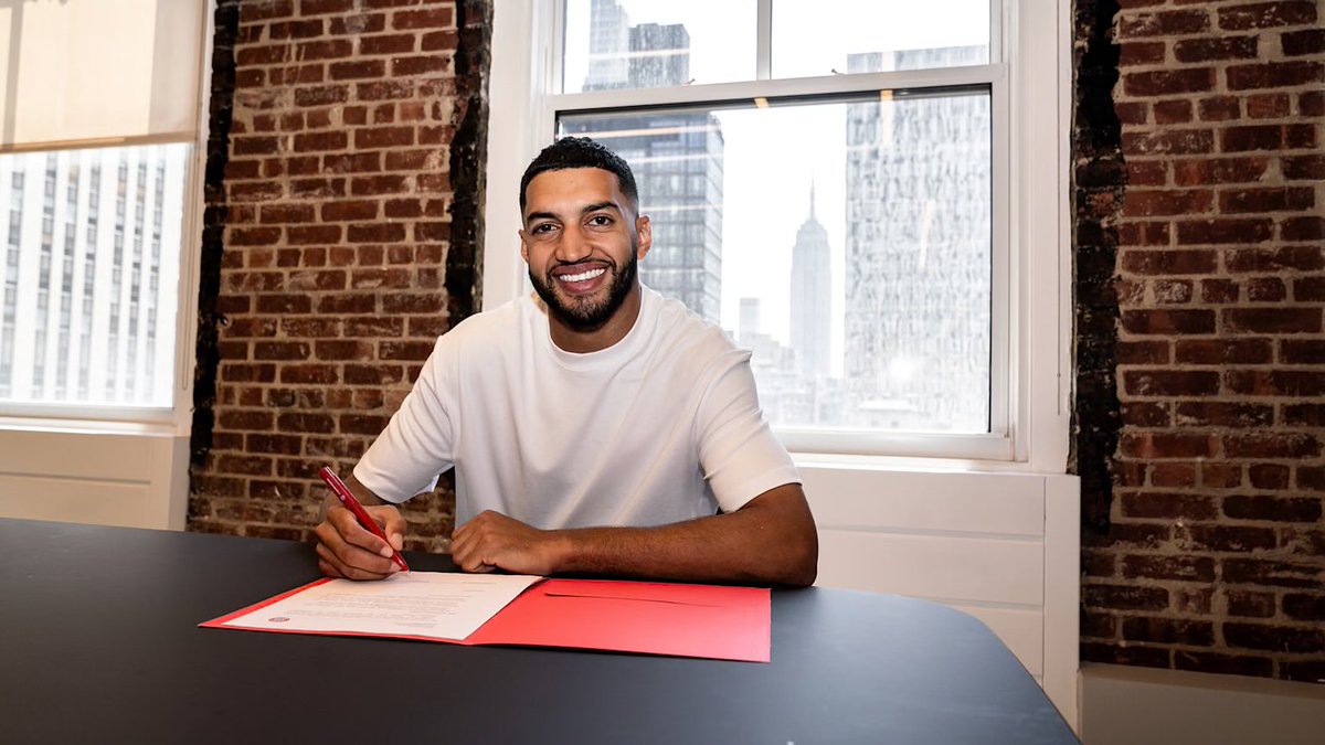 MiaSanMiaNews's tweet photo. Welcome to FC Bayern, Ismael Saibari! https://t.co/gybkBaC5rL