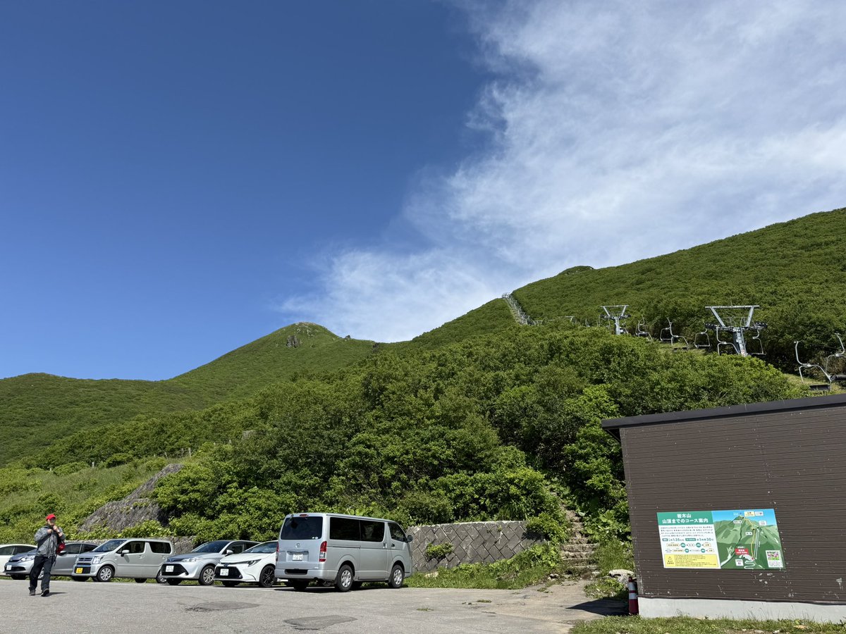 kancyanlove's tweet photo. 先週末は旦那さんの自転車イベントのために青森まで行ってきました！
長距離ドライブ〜（交代制）

台風がどうのこうのの時期だったけどいい天気に恵まれてよかった！
早朝地震は喰らいましたが…なにもなくてよかった！

旦那氏はもう少しで年代別上位1割に入れそうだった。すごい〜 https://t.co/3MVdrS5Zzp