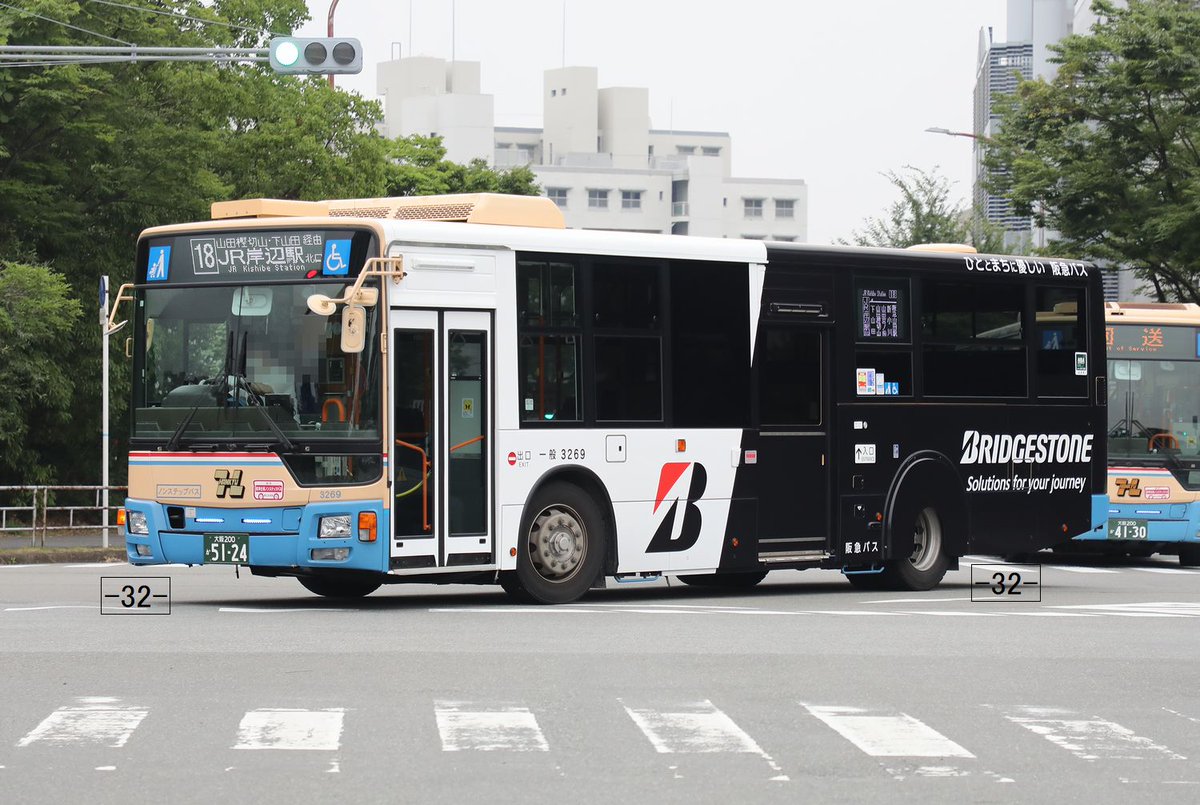 阪急バス Hankyu Bus 大阪200か5124 2KG-MP38FK 3269 2022年式 18