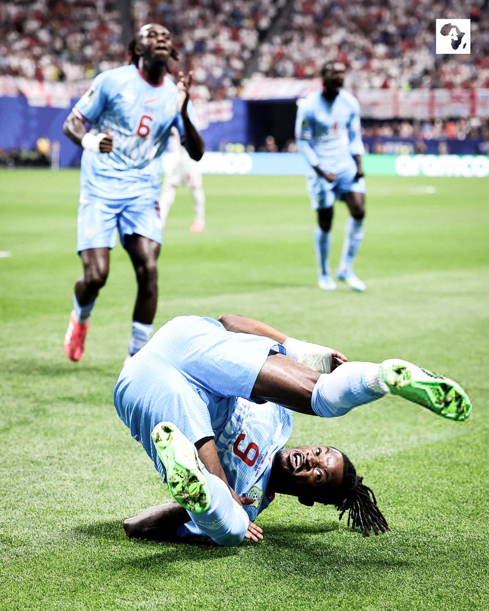 ActuFoot_'s tweet photo. BRIAN CIPENGA 🤣🇨🇩🕺

📸 @ActuFootAfrique https://t.co/oetfRaWI8z