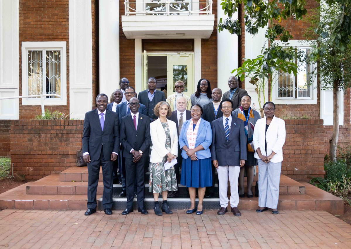 ProfJanabi's tweet photo. Pleased to meet with @UNZimbabwe Resident Coordinator Rosemary Kalapurakal and heads of @UN Agencies to strengthen collaboration in support of country-led health priorities.

Today, we face a new reality with development assistance declining and fiscal pressures rising.

This transition presents risks, but it also presents an opportunity.

Governments must lead, but partners have important roles to play.

@WHO remains committed to working with the UN family and partners to improve the health of the people of our region.