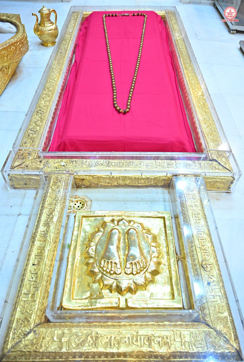 SSSTShirdi's tweet photo. *!! ॐ साई राम !!*
*श्री साईबाबा संस्थान विश्वस्त व्यवस्था,शिर्डी*
*!! ॐ Sai Ram !!*
*Shri Saibaba Sansthan Trust, Shirdi*
≈≈≈≈≈≈≈≈≈≈≈≈≈≈≈≈≈
*आरती :-शेजारती*
*बुधवार ०१ जुलै २०२६*
*Aarti :-Shejarti*
*Wednesday 01 July 2026* https://t.co/gKe9xmDkmo