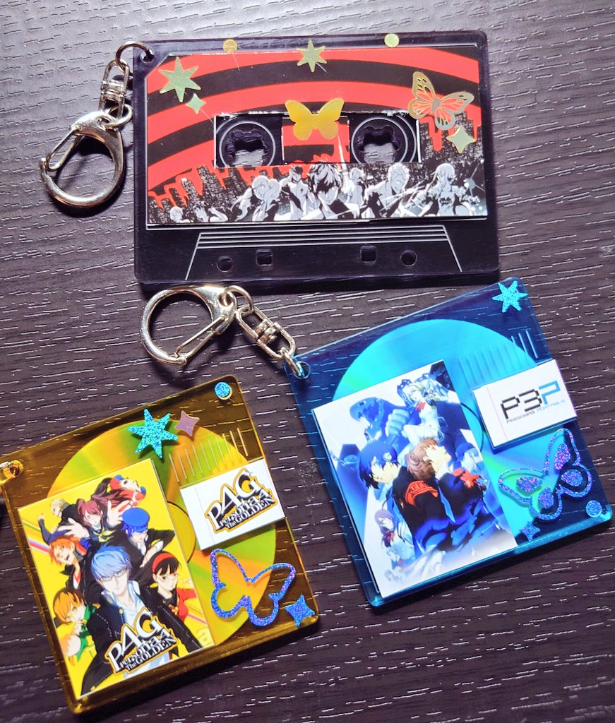 Rina_FE3H's tweet photo. セリアにめっちゃかわいいキーホルダー売ってたからデコってみた😆😆😆かわいー！！ https://t.co/b98znhmczU