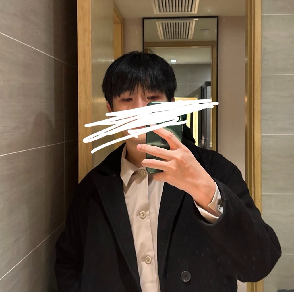 ayo_poonyo's tweet photo. เน่าเอง #signalsselcaday https://t.co/MTe8HxhIZV