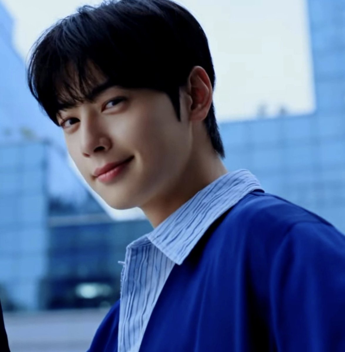 CEWster_'s tweet photo. CHAnight! 💜✨
#CHAEUNWOO https://t.co/T9zIFUtjtr