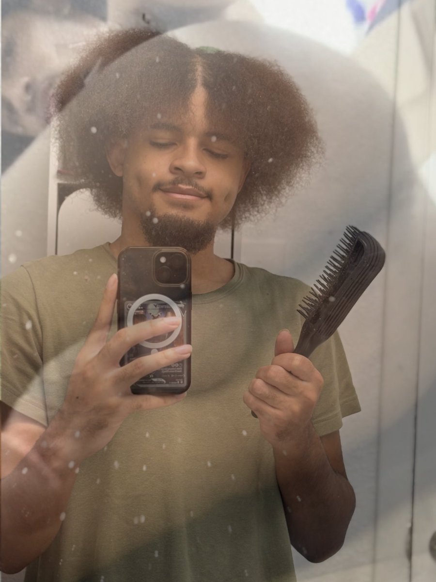 lightofsLime's tweet photo. trying this trend out myself https://t.co/HzPJGEfjwl