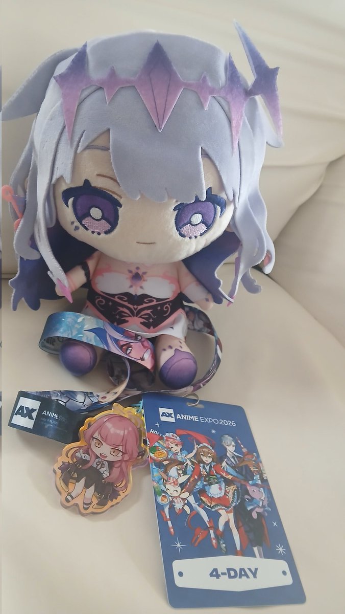 SehaiKun's tweet photo. @hololive_En Going to do a little tour of the area before the concert with the Biboo. Have fun everyone see ya out there! https://t.co/vZOsL9eDwe