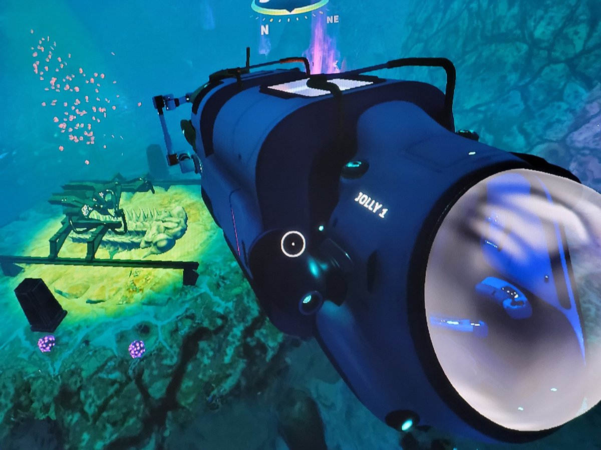 cellswordrin's tweet photo. Back into the open Blue 💙 JOLLY1 is fully prepped for the final dive. Let's finish this. 🤿 👌 🫧 #gamergirl #games #SubnauticaBelowZero #SteamGames #gamers #GamersUnite #GoodVibes #HaveABrightDay ♪ https://t.co/GJkJi2hlcM