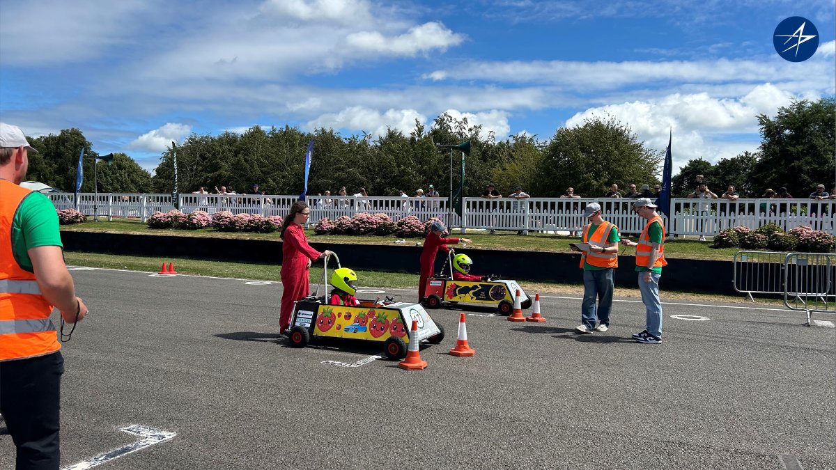 LMUKNews's tweet photo. .@LockheedMartin sponsored Greenpower events at Predannack & Goodwood welcomed 1,900+ students from 14 UK counties and Australia. Inspiring hands‑on STEM in action—showcasing creativity, teamwork & engineering skills. We can’t wait to see what’s next. 👏 #STEM #Greenpower https://t.co/1hs9Pd0oMx