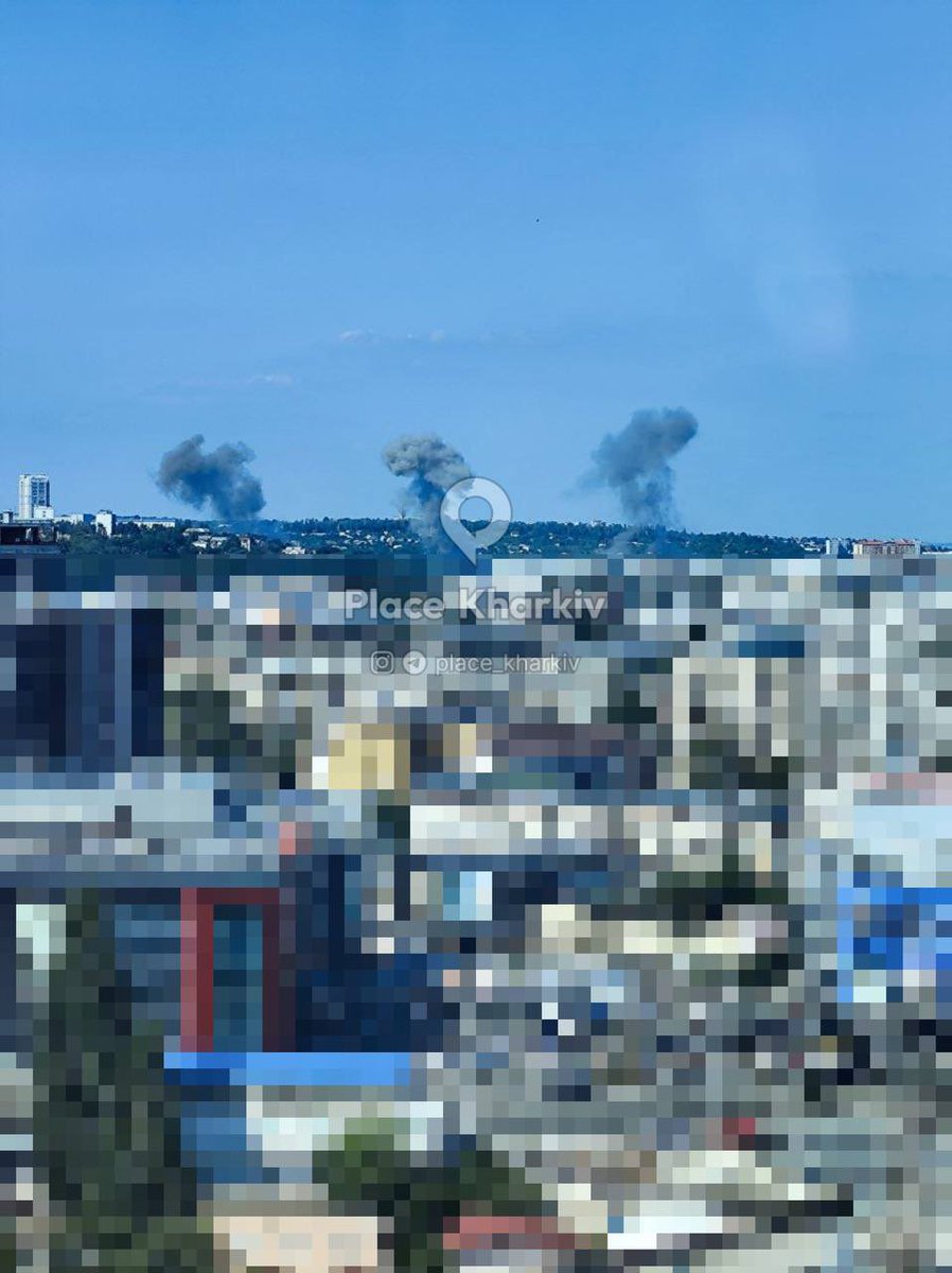 maria_avdv's tweet photo. Russia has just dropped seven guided bombs on Kharkiv.
Dozens injured. 15-year-old boy killed. https://t.co/lyTdMDOyuh