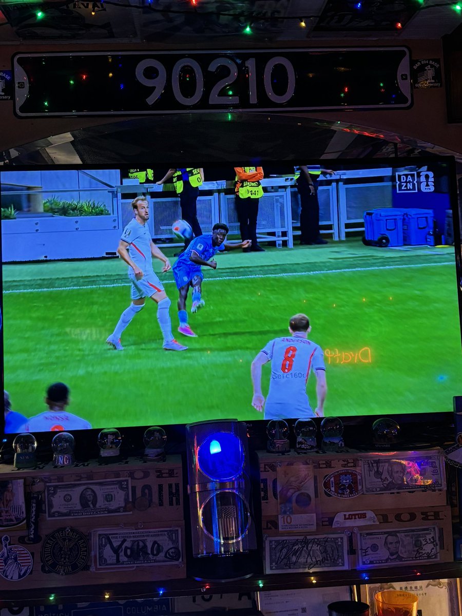 BAR894BASE's tweet photo. ⛩️BAR 894 BASE
今夜も暇暇、暇袋の沼袋本店death!
誰も観に来てないけど、FIFAサッカーワールドカップ2026 イングランド🏴󠁧󠁢󠁥󠁮󠁧󠁿vsコンゴ🇨🇩戦を放映中death！
誰か観に来いよ！ https://t.co/DgFwgdOW6D