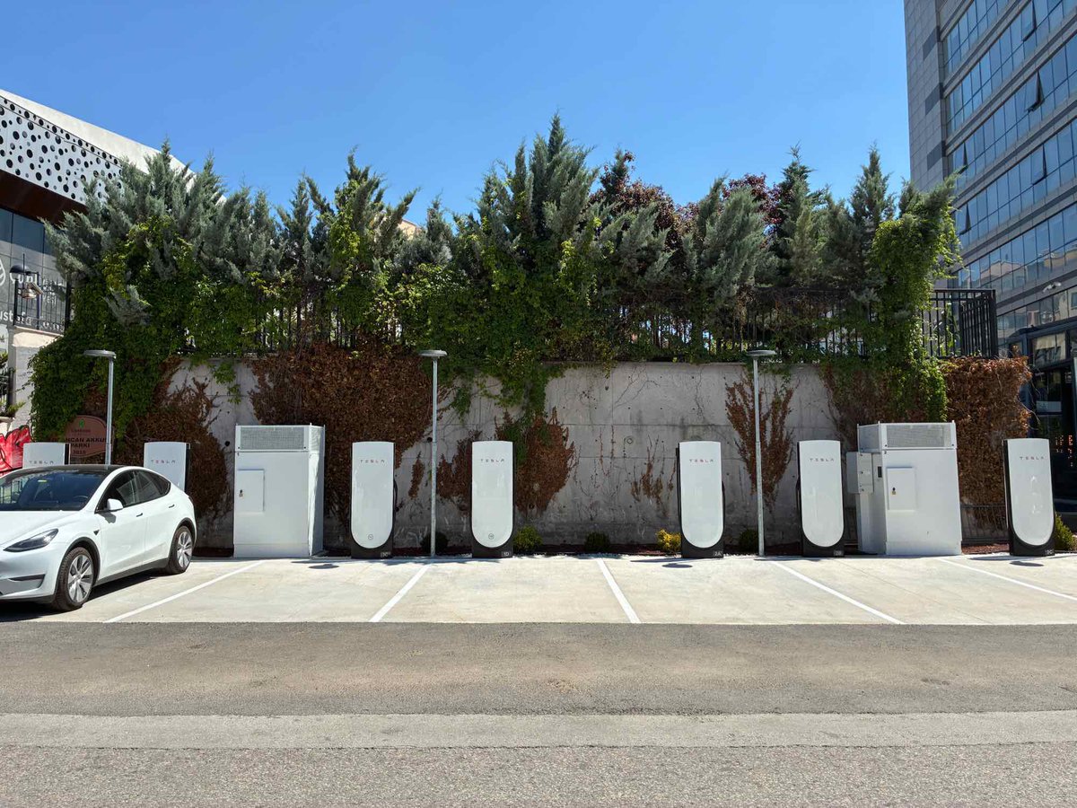 TeslaClubTurkey's tweet photo. 📍 Yeni Tesla Supercharger Çankaya/Ankara (Çiğdem)

Bir sonraki şarj istasyonu nereye açılmalı? 👇🏻 https://t.co/FggM1sqUxc
