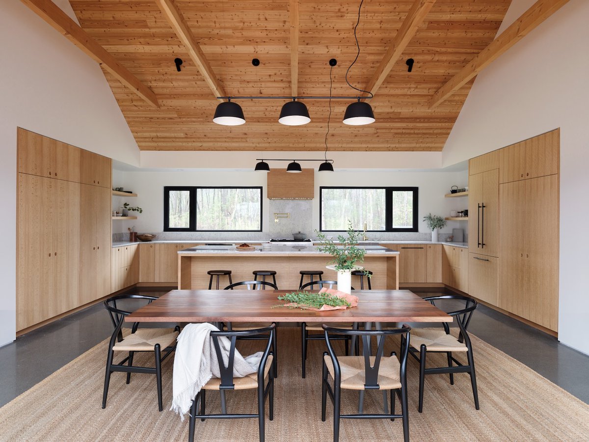 Architizer's tweet photo. Inspired by the Dutch barns of the Hudson Valley, this home reinterprets a familiar rural form through three intersecting gables. A central courtyard and expansive sliding doors keep every room connected to the surrounding forest.

📍 West Hurley, New York, USA
Project by: Jeremy Babel Architecture + Design
Photos by: Jonathan Pilkington
Details: https://t.co/dP3m9mCGtz