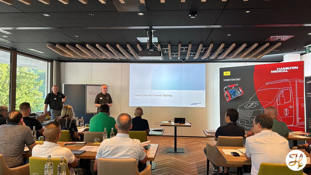 hammedicalems's tweet photo. 🚑 Partners from around the world joined us in Switzerland for #HAMILTONEM7 Partner Training. Thanks for the great discussions and hands-on learning to advance emergency care together! 🤩 #HamiltonMedicalEMS https://t.co/K8TeyASvcK
