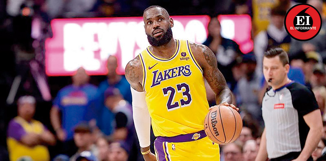 ElInformanteMX's tweet photo. @LeBronJames deja a los @Lakers y analiza su #futuro en la @NBA

El #astro de la #NBA no continuará con #LosÁngeles tras ocho #temporadas y abre la puerta a un posible #fichaje con @warriors.
https://t.co/87oS1n9vUR https://t.co/ydPn9eZwsm